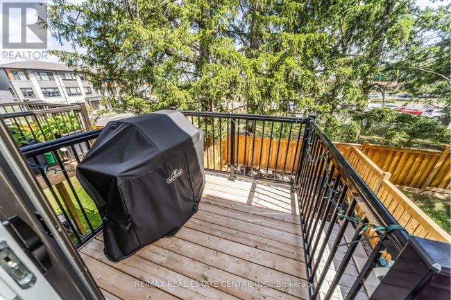 7 Briar Crt, Townhouse with 3 bedrooms, 4 bathrooms and 3 parking in Georgetown ON | Image 20