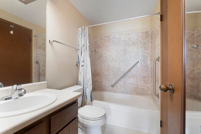 2nd Full Bath | Image 22