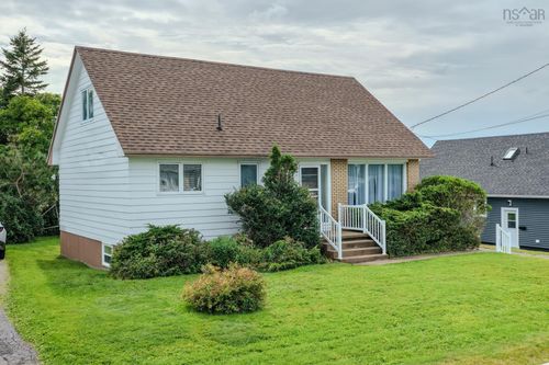 50 Lynne Dr, Sydney, NS, B1P2Z8 | Card Image