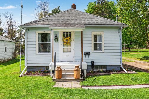 523 N Madison St, Marshall, MI, 49068-1148 | Card Image