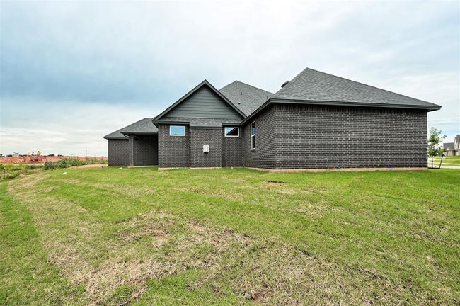 6016 Kinnick Dr, House other with 4 bedrooms, 2 bathrooms and null parking in Edmond OK | Image 42