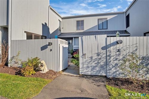 3-3 Sandlewood Ln, Ridgefield, CT, 06877-3345 | Card Image