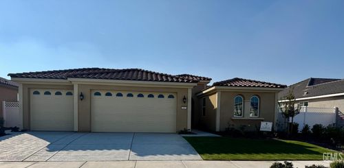 2407 Addlington St, Bakersfield, CA, 93311-8482 | Card Image