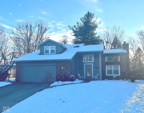 8498 Seattle Slew Ln, Indianapolis, IN, 46217-4896 | Card Image