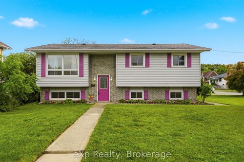 342 Front St, Trenton, ON, K8V4P5 | Card Image