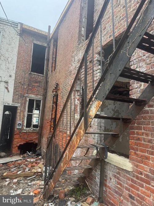 1122 Upland St, CHESTER, PA, 19013-5983 | Card Image