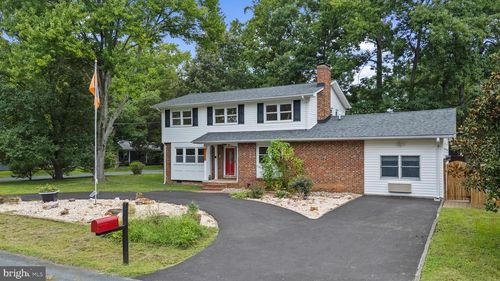 3935 W Shore Dr, EDGEWATER, MD, 21037-3807 | Card Image