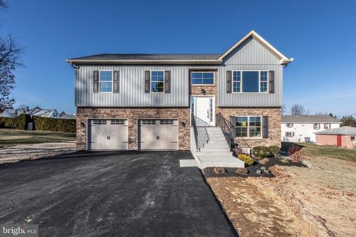 2850 Jefferson St, BETHLEHEM, PA, 18020-5512 | Card Image