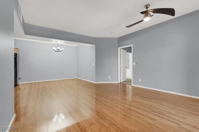2024 - 5655 E Sahara Ave, Condo with 3 bedrooms, 2 bathrooms and null parking in Las Vegas NV | Image 6