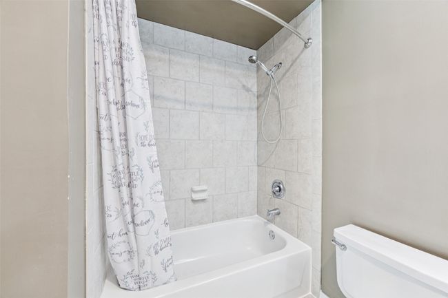 Primary suite bathroom | Image 19