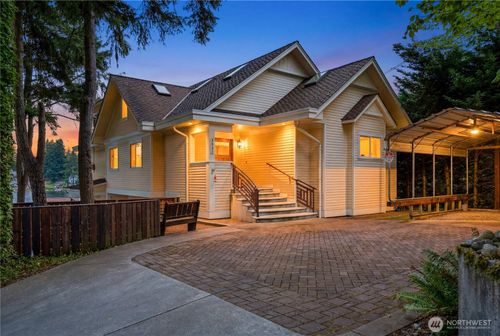 3821 Shelby Rd, Lynnwood, WA, 98087-5527 | Card Image