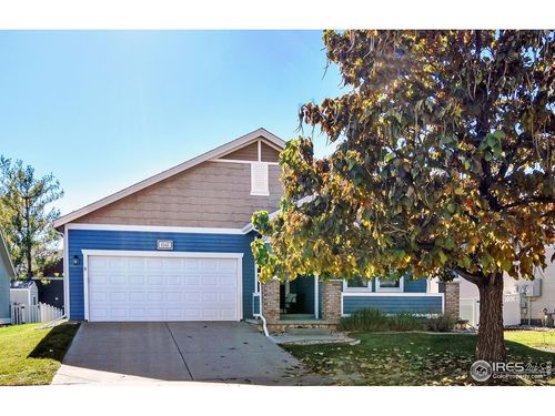 1047 Canal Dr, Windsor, CO, 80550-5848 | Card Image