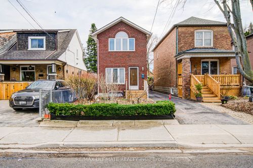 51 Epsom Avenue E, East York, ON, M4C2A8 | Card Image
