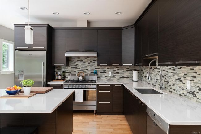 3022 Sarah Dr, House other with 5 bedrooms, 4 bathrooms and 5 parking in Sooke BC | Image 10