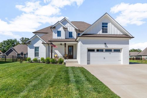 553 Bowden Dr, Clarksville, TN, 37043-1629 | Card Image