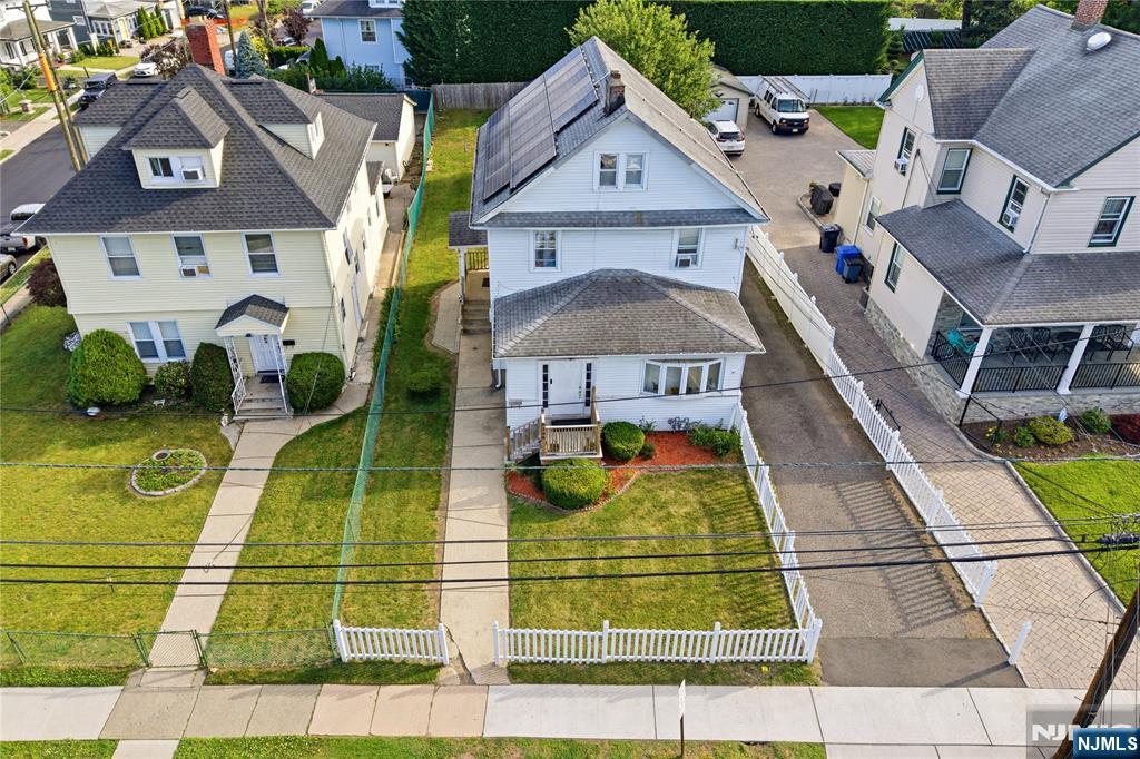 Residential in Englewood 4