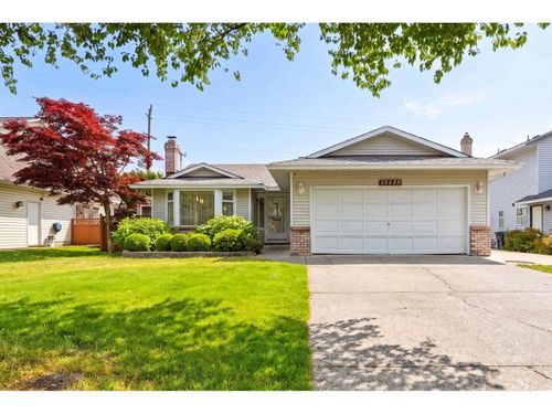 15429 95 Ave, Surrey, BC, V3R9E4 | Card Image