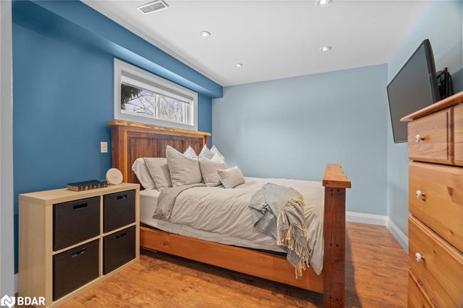 18 Mckibbon Ave, House other with 4 bedrooms, 3 bathrooms and 17 parking in Amaranth ON | Image 20