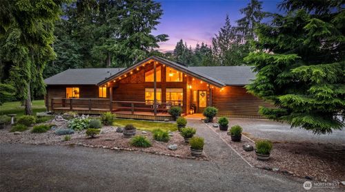 22517 183rd Ave Se, Kent, WA, 98042-4709 | Card Image