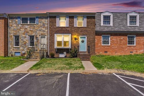 1717 Meadow Dr, FREDERICKSBURG, VA, 22405-2725 | Card Image