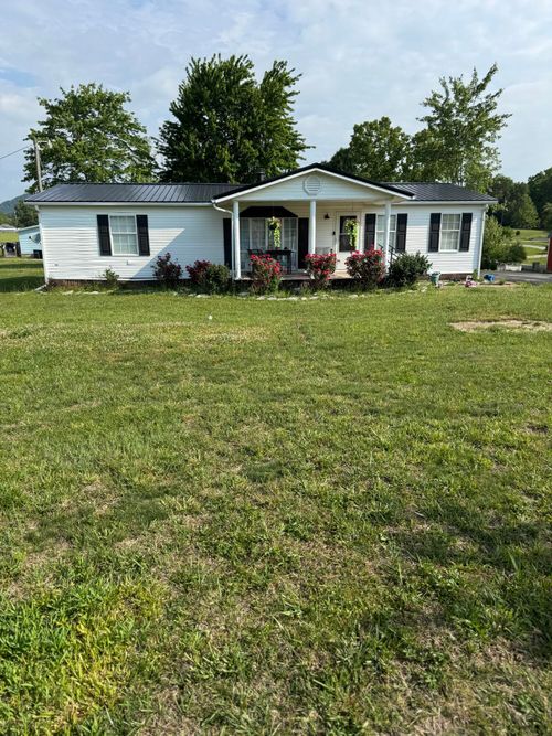 619 Matalines Way, Berea, KY, 40403-9689 | Card Image