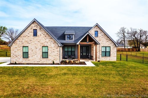 16860 W Sierra Cir, Tahlequah, OK, 74464-7435 | Card Image