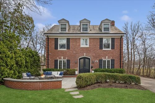 260 Lincoln Dr, Glencoe, IL, 60022-1330 | Card Image