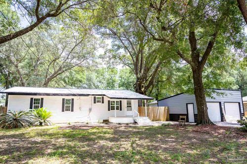 6622 Hinote St, Milton, FL, 32570-4389 | Card Image