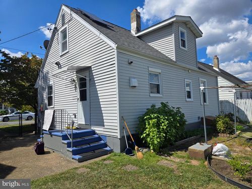 194 Atlantic Ave, Trenton, NJ, 08609-1706 | Card Image