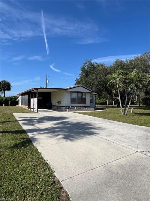 27300 Duvernay Dr, BONITA SPRINGS, FL, 34135-6026 | Card Image