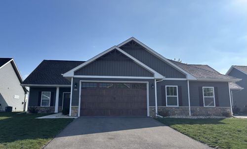 r-610 Anjali Ct, Sycamore, IL, 60178-9021 | Card Image