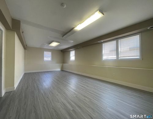 104-727 Campbell Ave, West Haven, CT, 06516-3762 | Card Image