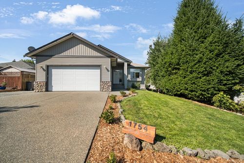 1754 Country Hills Dr, Nanaimo, BC, V9X1X5 | Card Image