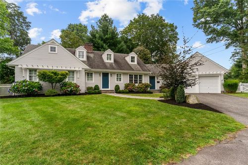 7 Lee Rd, Barrington, RI, 02806-4818 | Card Image