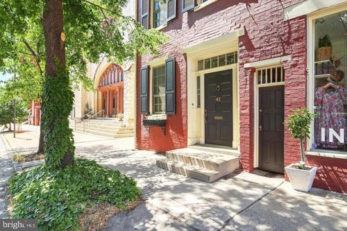 41 W Philadelphia St, YORK, PA, 17401-5309 | Card Image