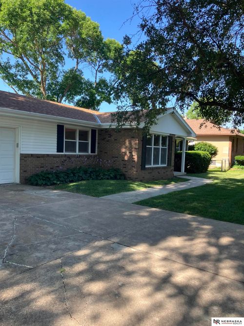 9345 Blondo St, Omaha, NE, 68134-6035 | Card Image