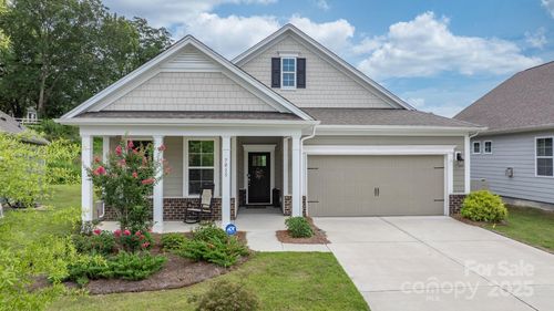 7015 Cornwallis Ct, Iron Station, NC, 28080-9386 | Card Image