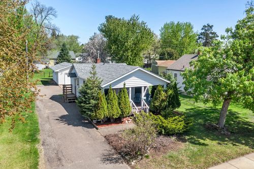 212 4th Ave Ne, Cambridge, MN, 55008-1213 | Card Image
