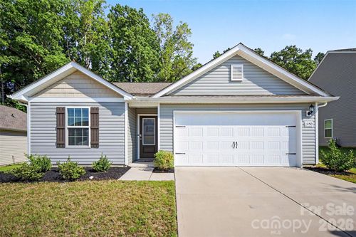 3150 Maple Ridge Dr, Gastonia, NC, 28052-0008 | Card Image