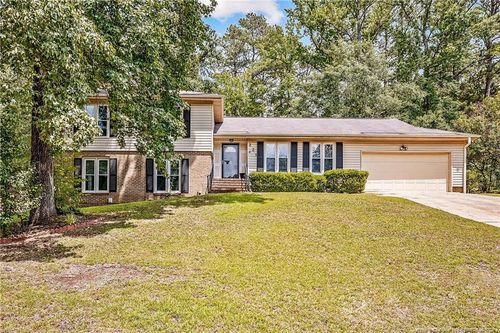 221 Waxhaw Dr, Fayetteville, NC, 28314-8626 | Card Image