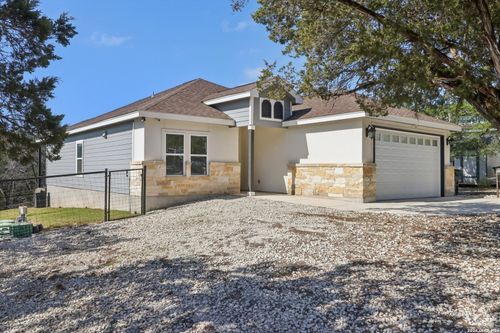 218 Canyon Vw, Spring Branch, TX, 78070-5334 | Card Image