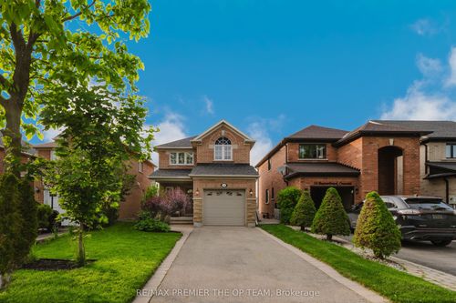 50 Beaverbrook Cres, Maple, ON, L6A3T3 | Card Image