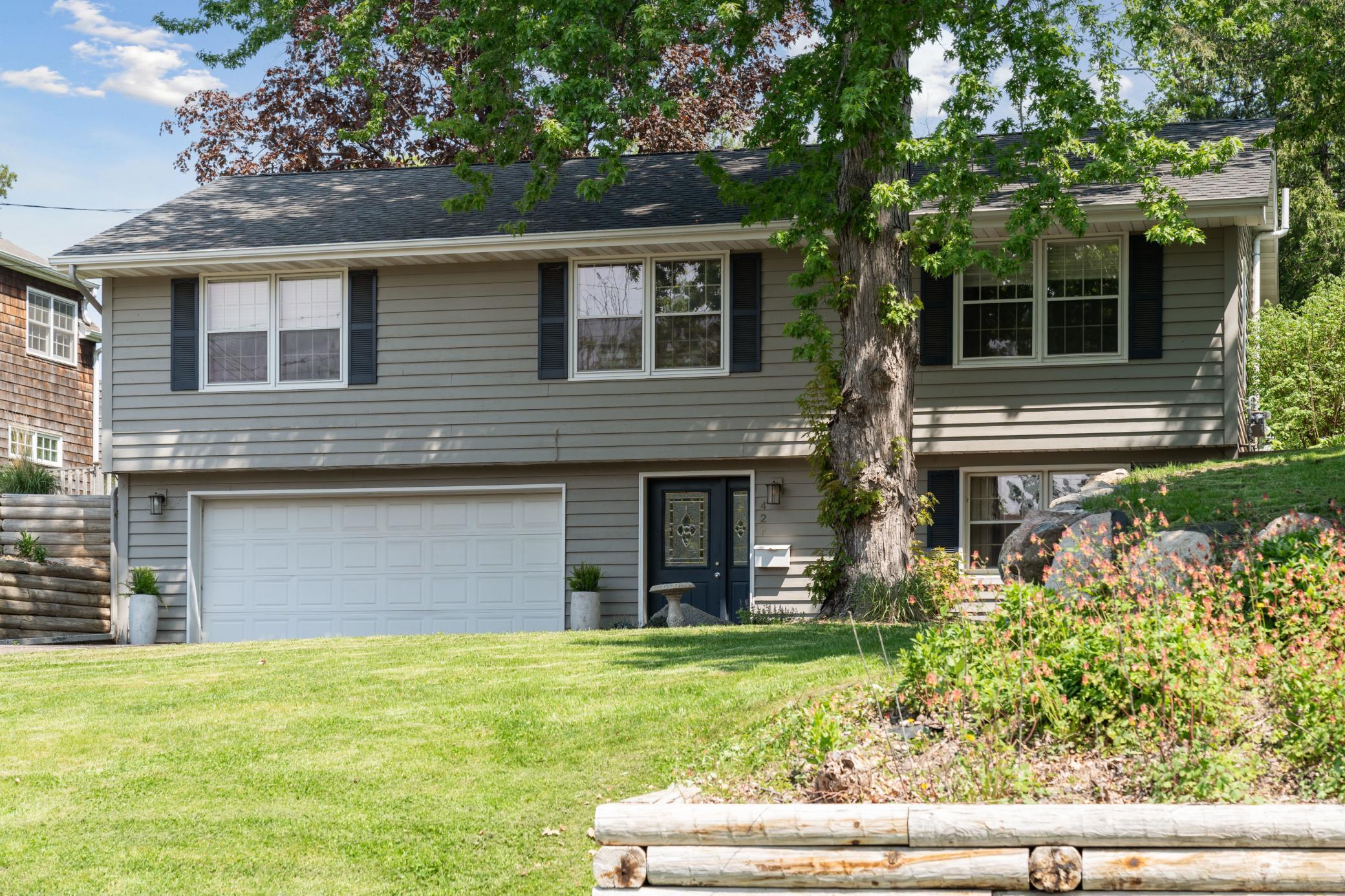 Rice St, Wayzata, MN 55391