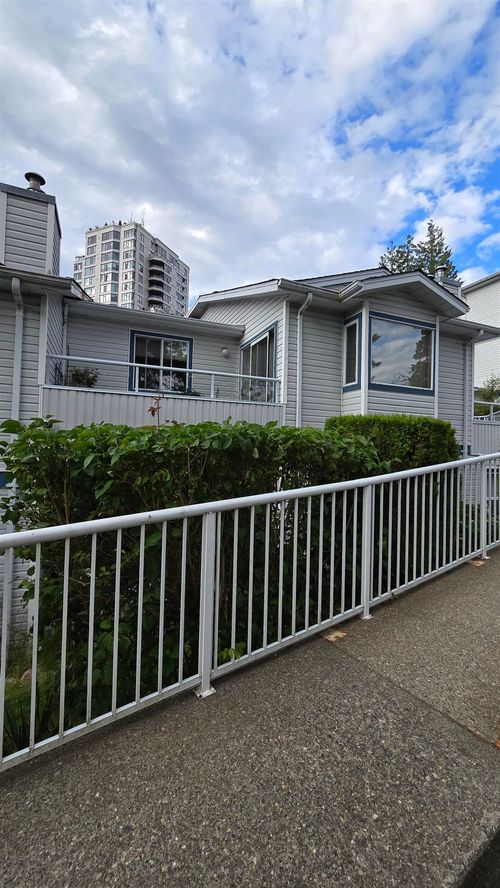 201-13863 100 Ave, Surrey, BC, V3T5P5 | Card Image