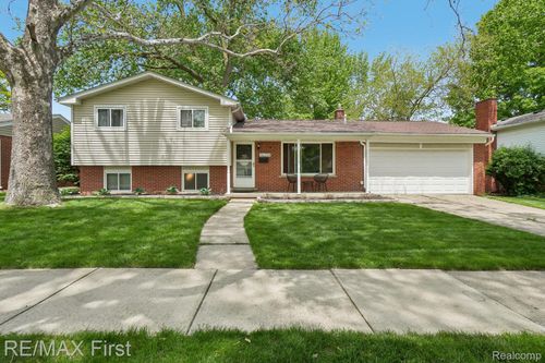 36258 Jamison St, Livonia, MI, 48154-5115 | Card Image