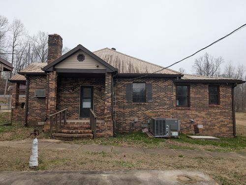 2856 Highway 76, Adams, TN, 37010-8924 | Card Image