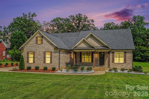 188 Fairhaven Dr, Salisbury, NC, 28146-7441 | Card Image