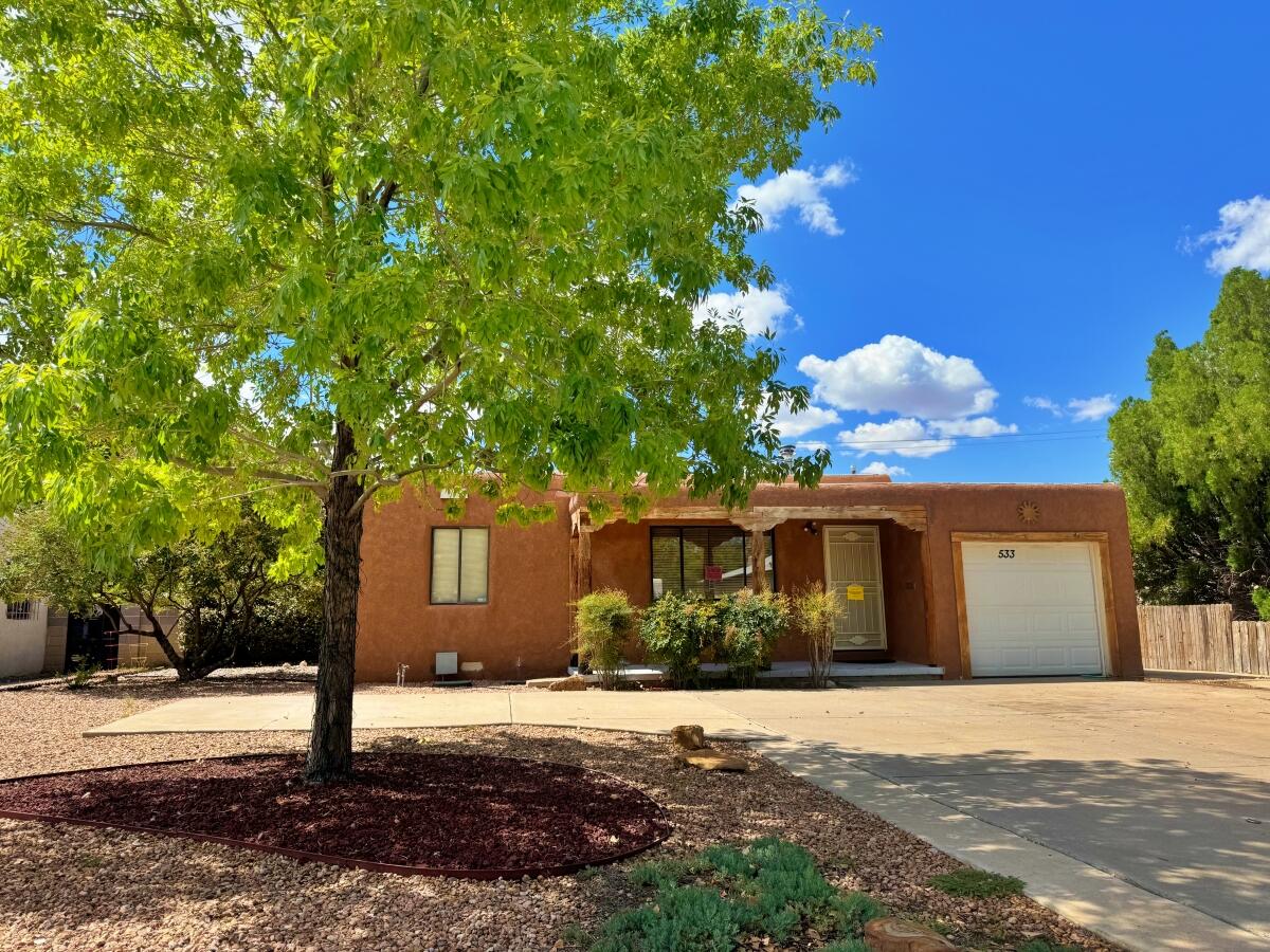 Arizona St, Albuquerque, NM 87108
