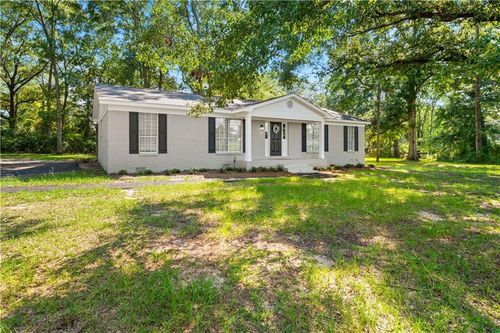 9601 Coleman Dairy Rd E, Semmes, AL, 36575-8701 | Card Image