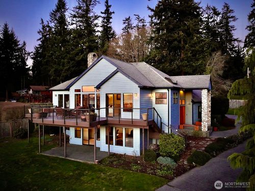 1491 Olympic Heights Ln, Freeland, WA, 98249-9693 | Card Image